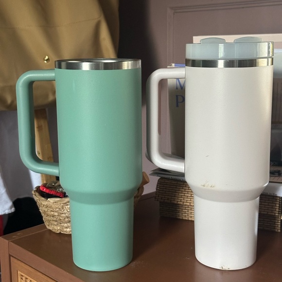 Stanley The Quencher H2.0 Flowstate Tumbler 40oz Pink Rose Quartz AND Eucalyptus - Picture 2 of 10